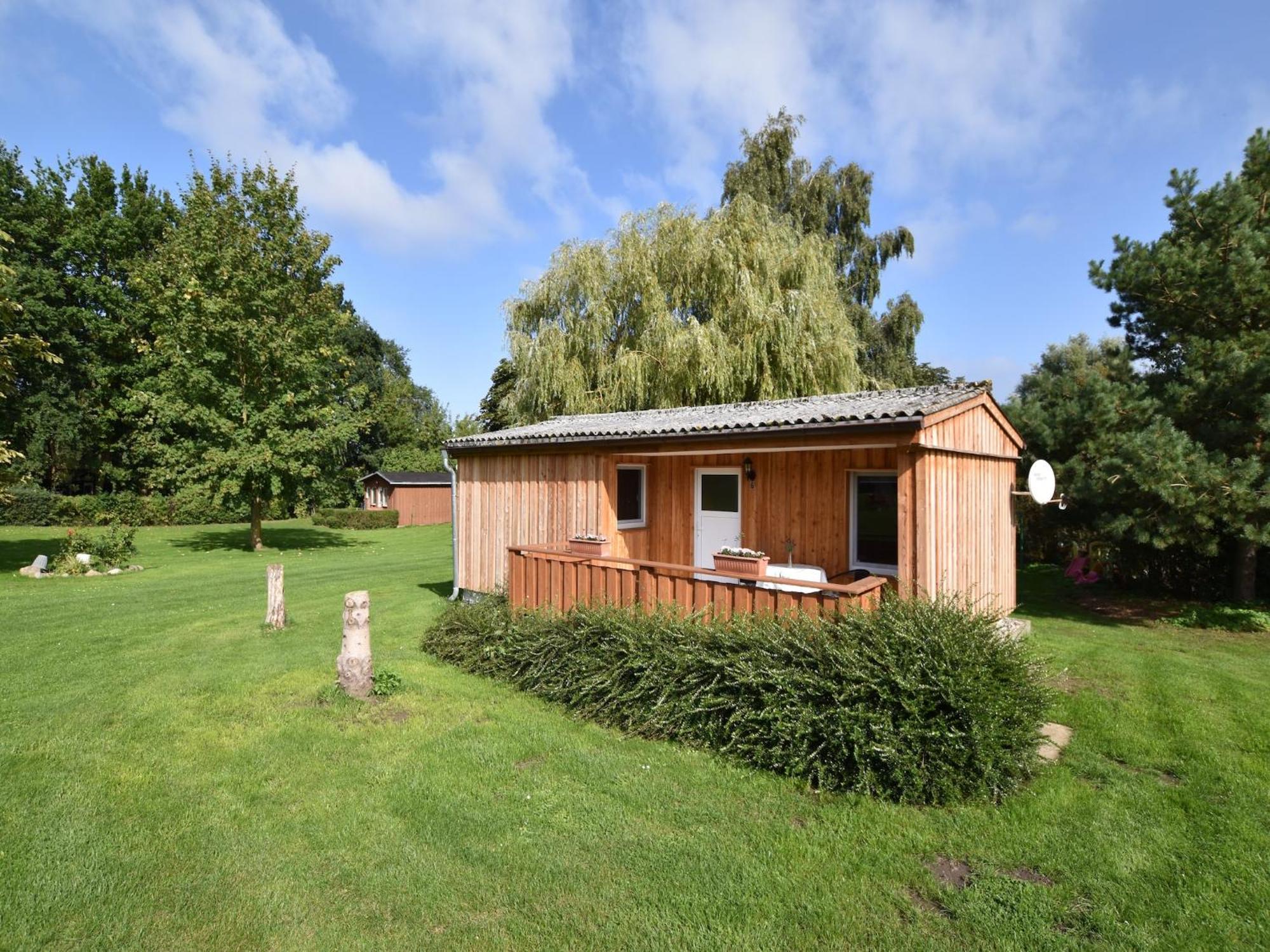 Quaint Near With Garden *