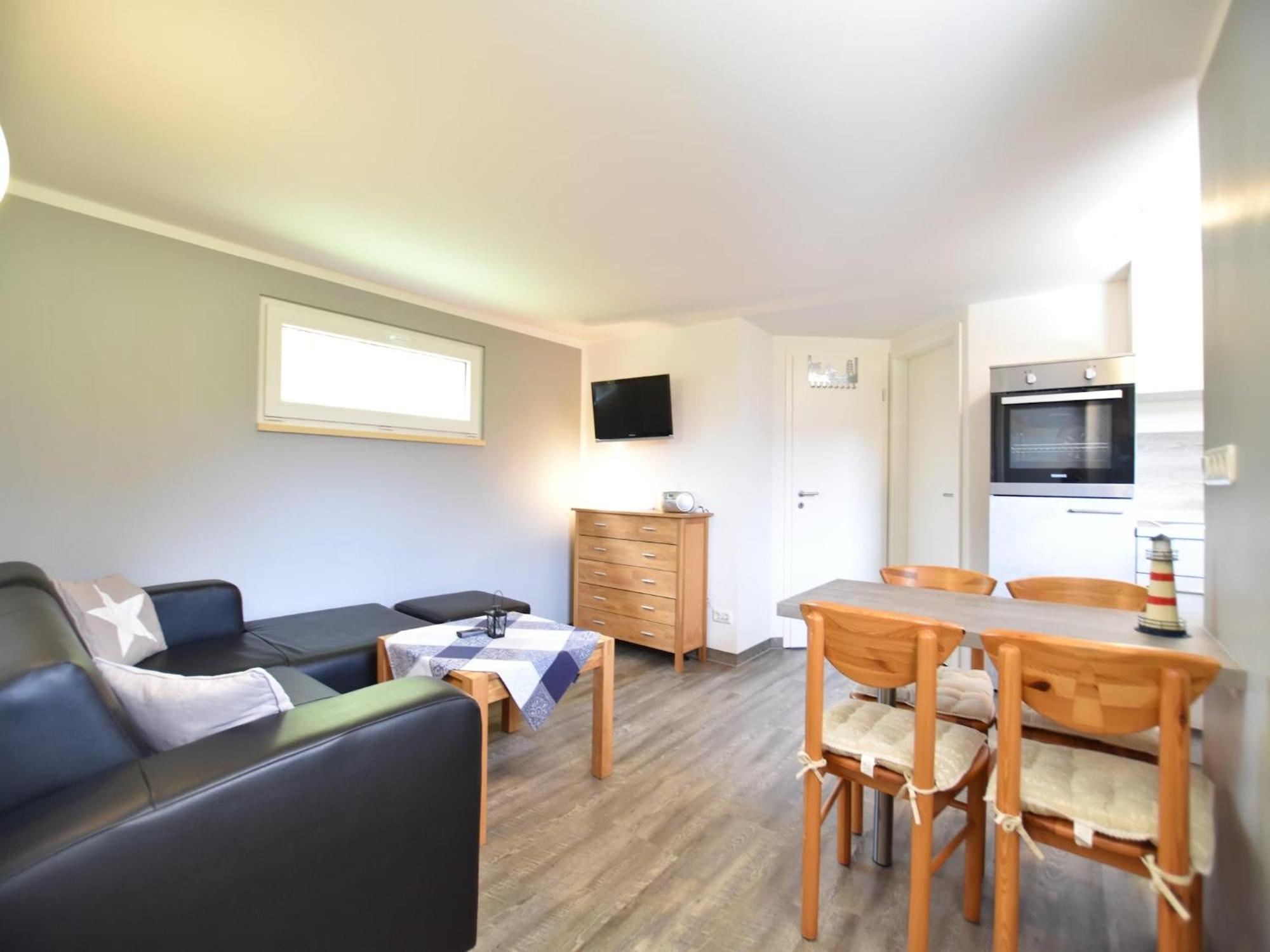 Quaint Near With Garden Holiday home Insel Poel