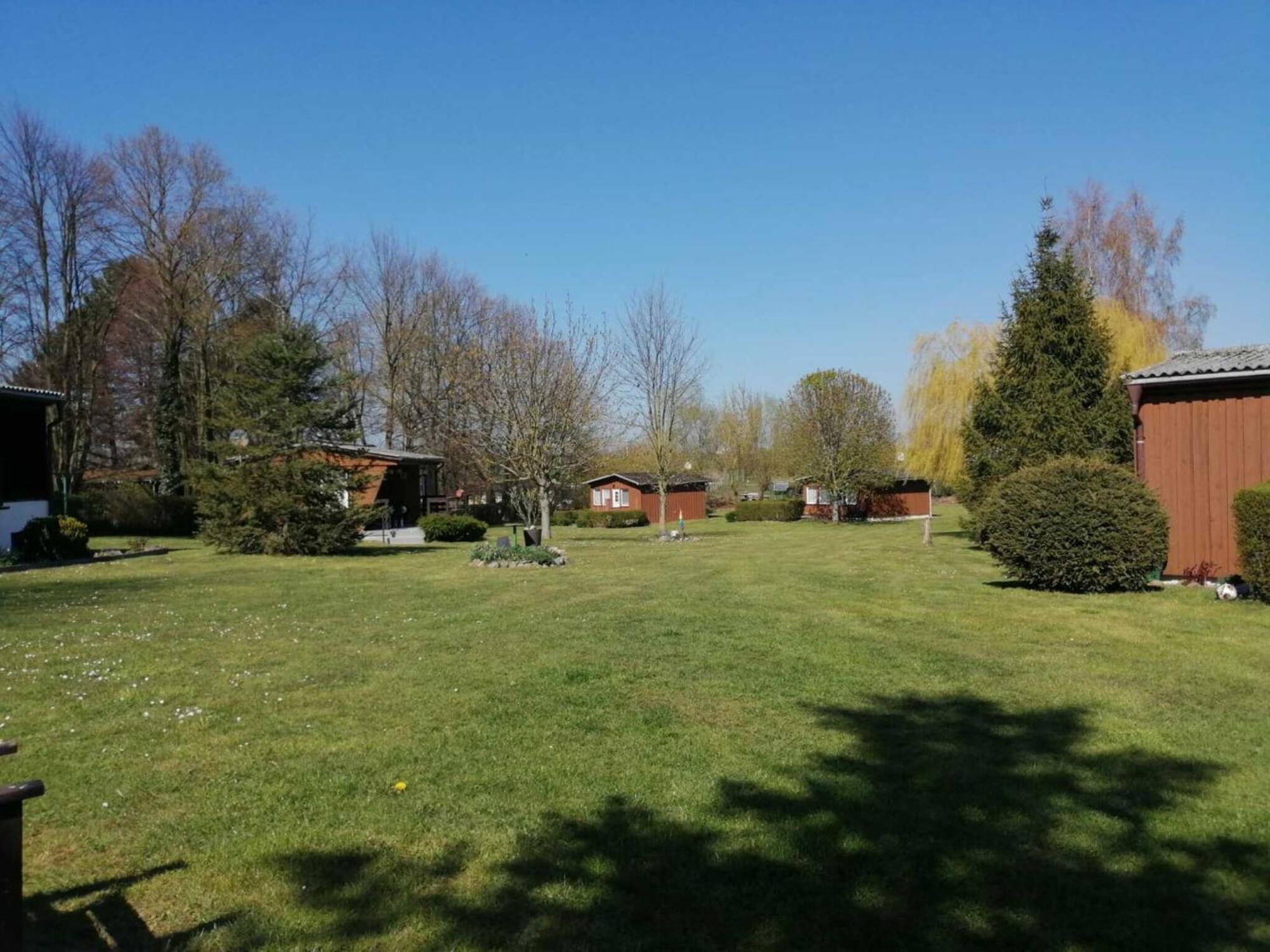 Quaint Near With Garden Poel